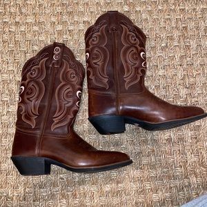 Women’s Tony Lama cowboy boots